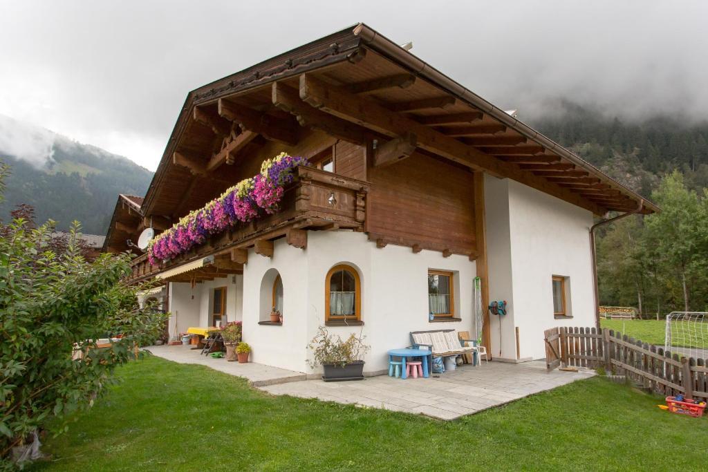 Haus Stefan Lägenhet Neustift im Stubaital Exteriör bild